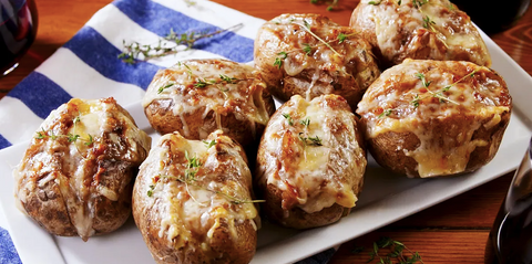 French Baked Potatoes : What's the difference between dauphinoise and gratin?