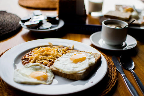 French vs British Breakfast: What’s on the Table?