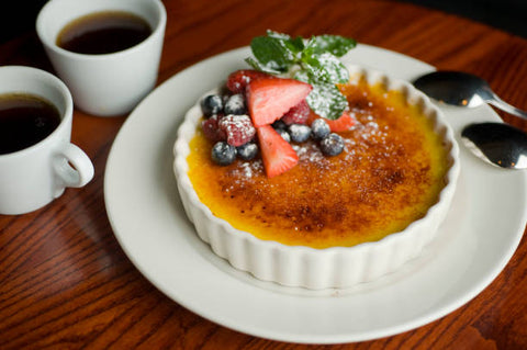 Crème Brulee French Dessert traditional 